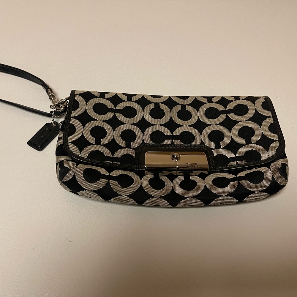 Coach Black and Cream Signature Clutch Wristlet